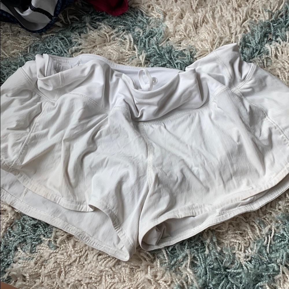 Lululemon speed up short 2.5 inch